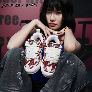 LightningXstorm毕加索画作联名闪电风暴小香风情侣板鞋男女鞋子