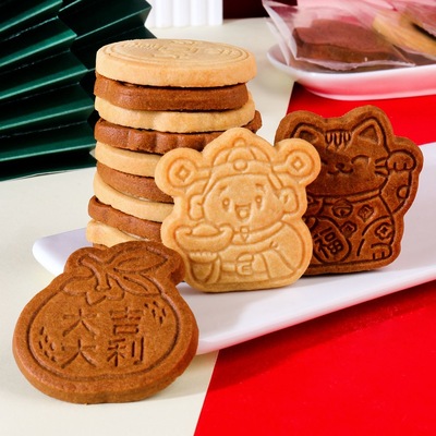 大个新年吉祥曲奇饼干黄油味咖啡味可爱招财猫造型零食独立小包装