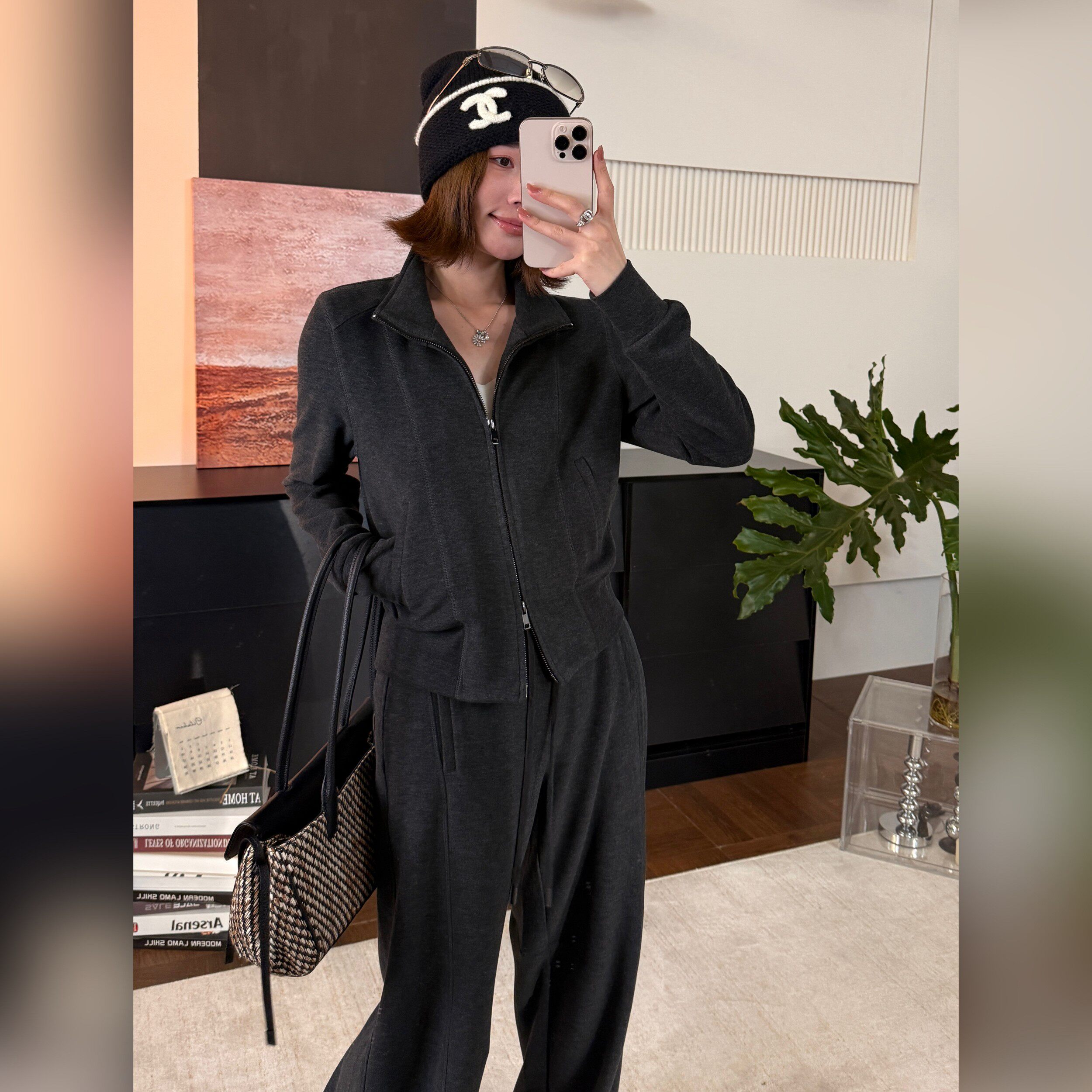邱莹莹 "满分套装"醋酸绵羊毛立领拉链假两件拼接休闲裤两件套女