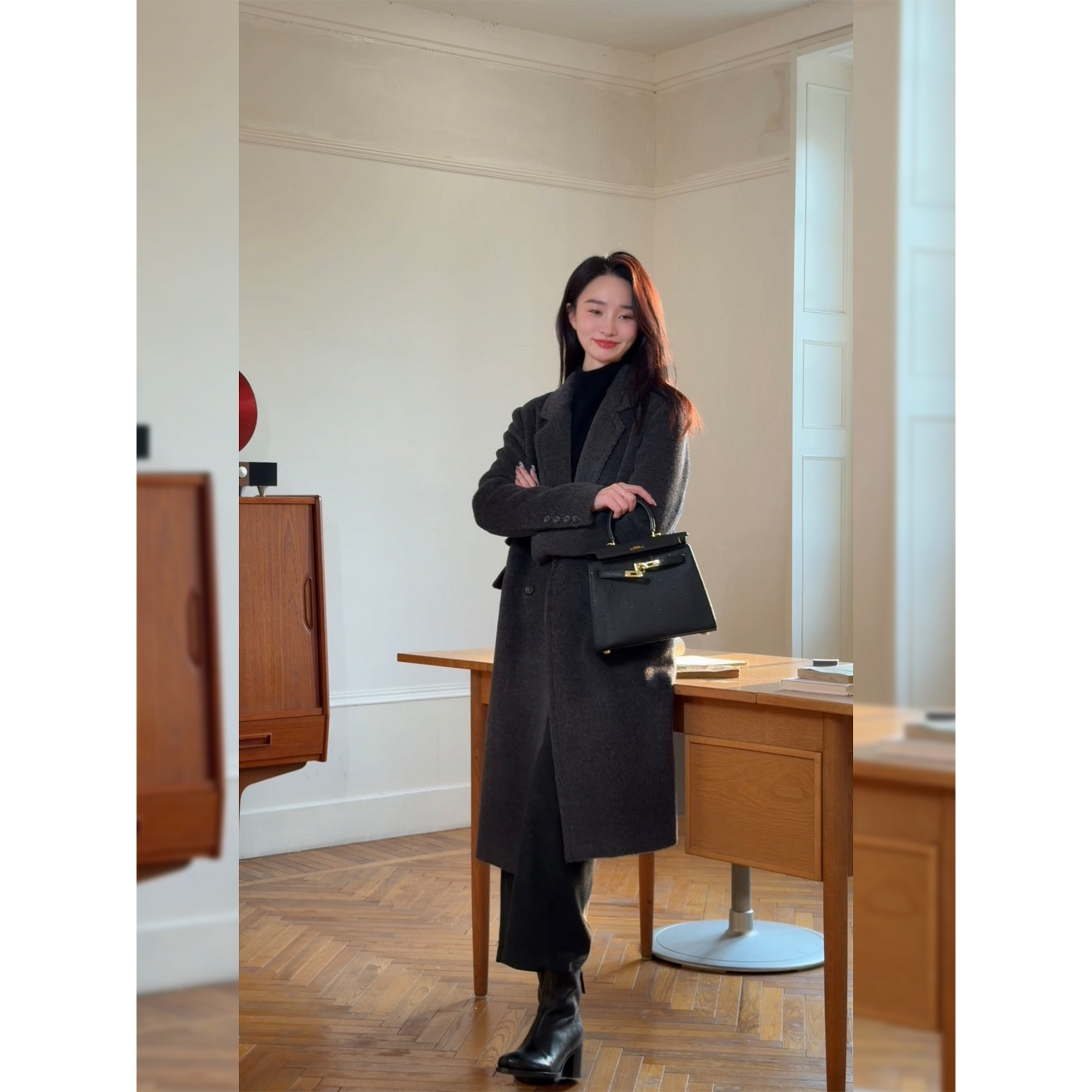 邱莹莹HELA AOMI “苏力线.人生大衣”羊驼毛65%绵羊毛大衣