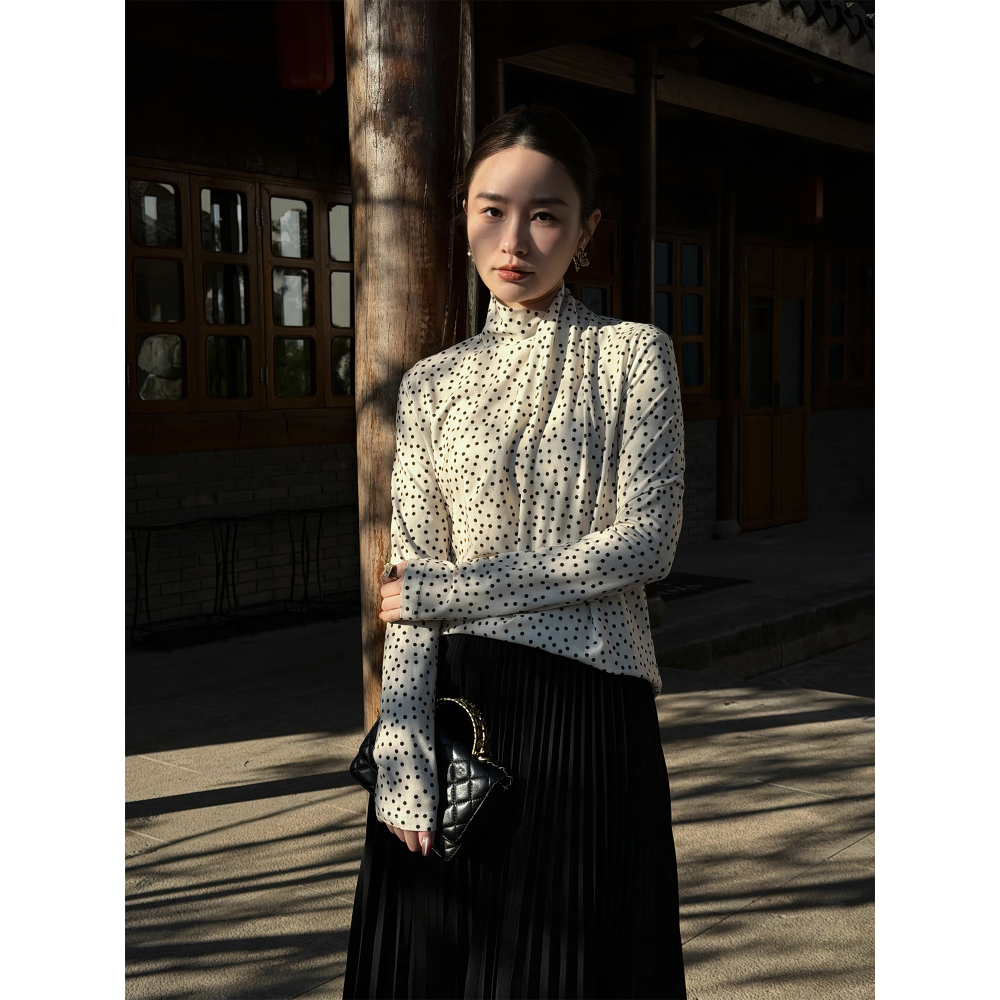 HELA AOMI “优雅波点”设计感长袖波点宽松显瘦T恤打底衫女上衣