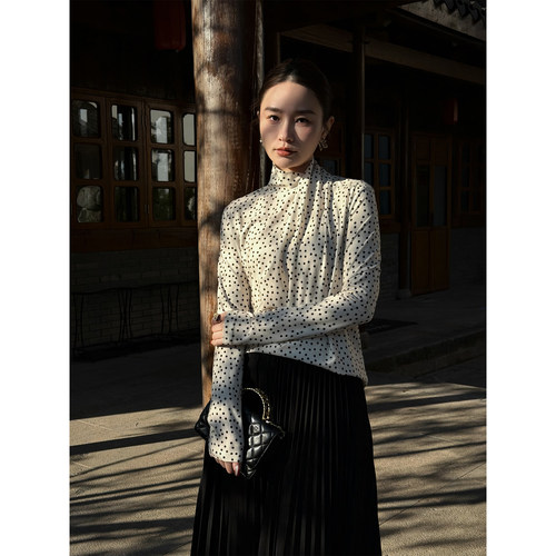 HELA AOMI “优雅波点”设计感长袖波点宽松显瘦T恤打底衫女上衣