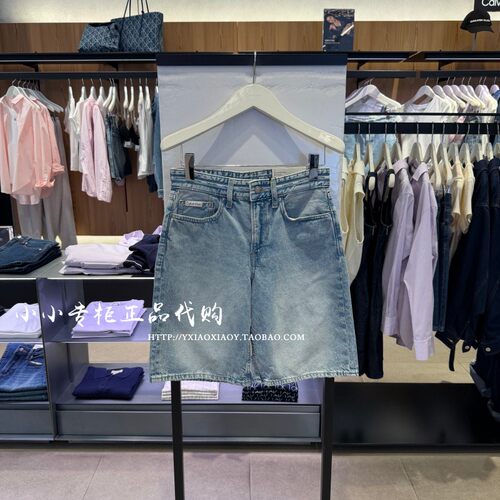 CKJeans腰间LOGO牛仔短裤