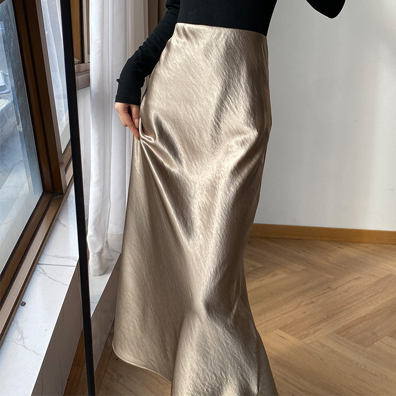 9836 薄款垂感缎面鱼尾半裙2025新款夏半身裙女中长款包臀裙