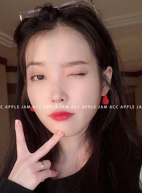 韩国进口 IU 李智恩 同款 新年红 红色 爱心 耳钉