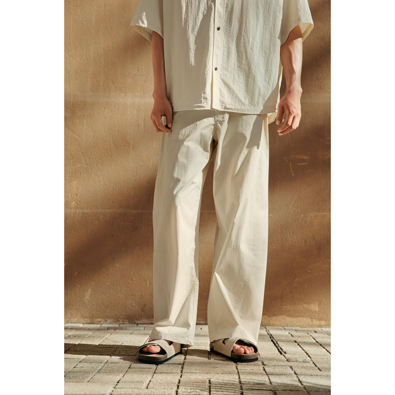 2025夏季新品 男装 宽松弧形科技面料休闲裤简约长裤 8574340 710