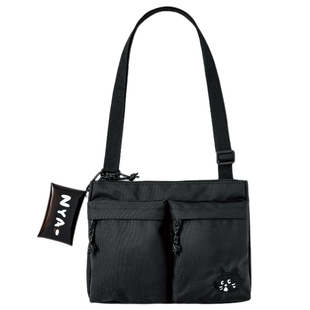 日本杂志款可爱惊讶猫刺绣斜挎包百搭ins潮包轻便休闲猫咪单肩包