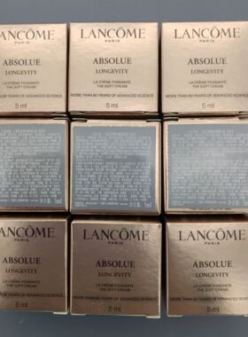 新版逆龄面霜 兰蔻全新菁纯臻颜乳霜5ml 轻盈型15 30 60 75ML小样