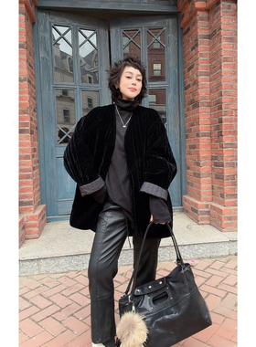 21903 - 新款时尚百搭休闲V领道袍外套10.28