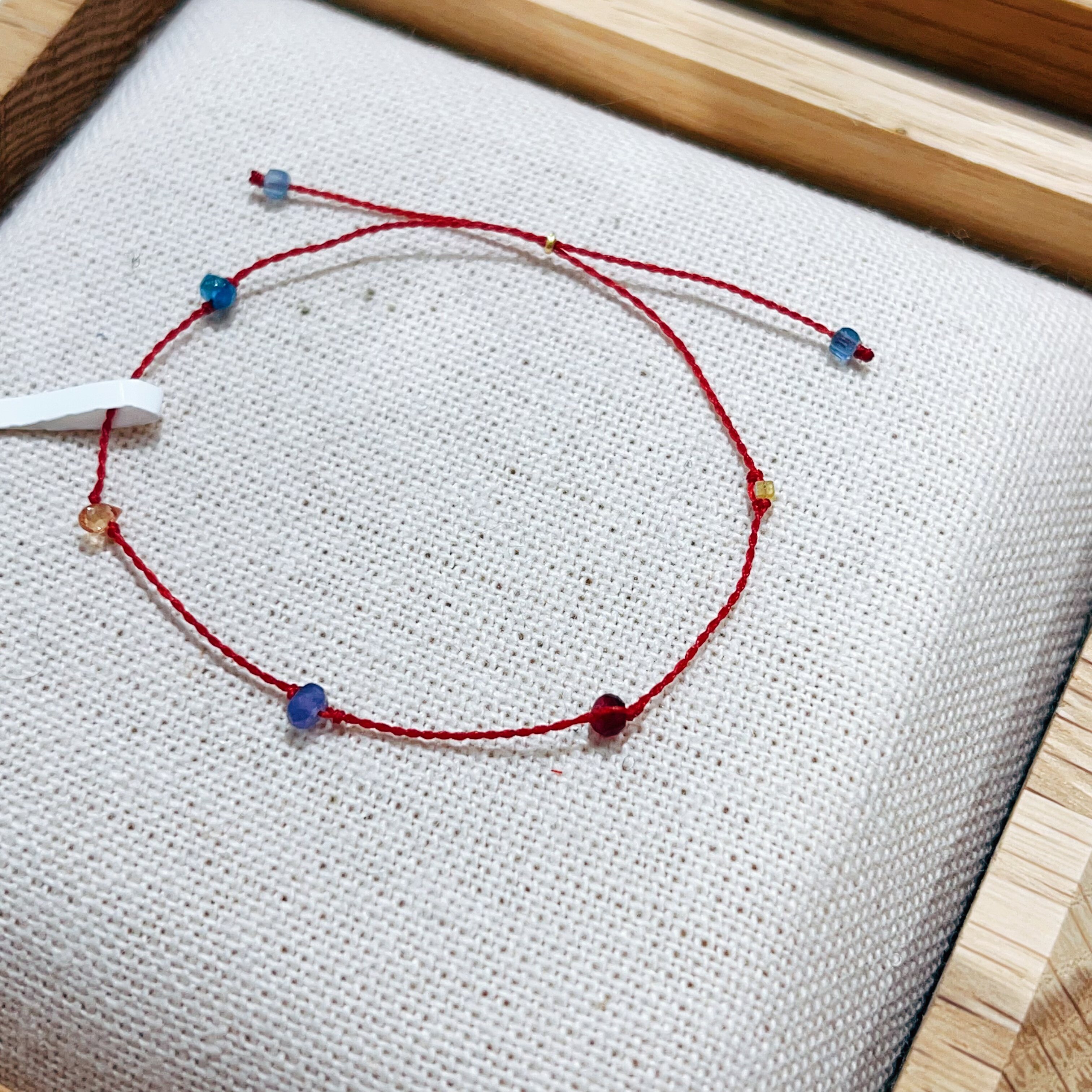 天然宝石半宝石蓝宝石红宝石钻石极细小红绳手链抽拉绳设计足金女,饰品/流行首饰/时尚饰品新,手链,淘宝优惠券,粉丝福利购,淘宝优惠卷