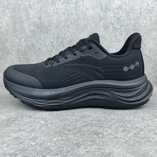 安踏旅步V2PG7缓震跑步鞋男2025春新款皮革面跑步运动鞋112615546