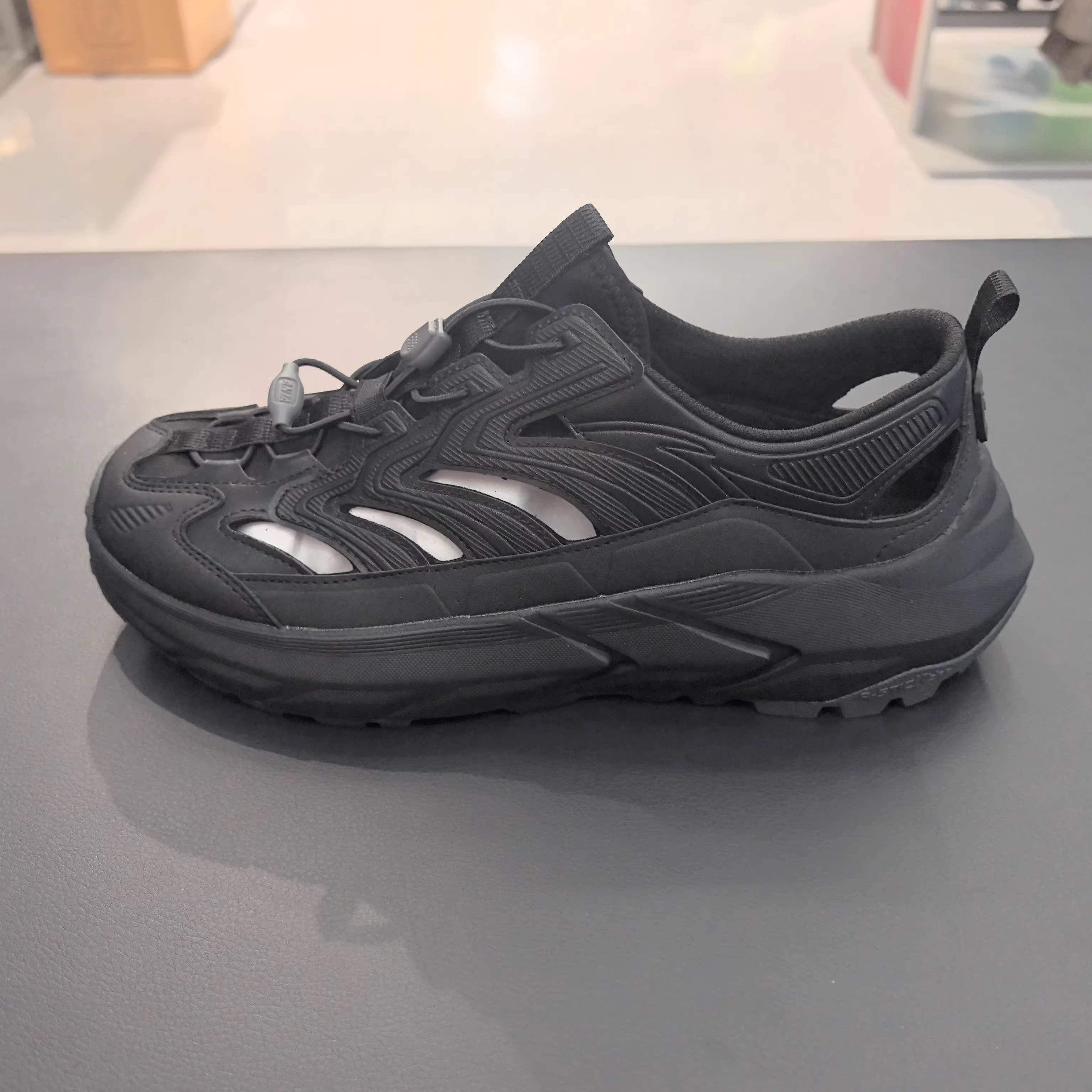 安踏探界户外溯溪鞋男子夏季防滑耐磨凉拖鞋洞洞鞋运动112628530