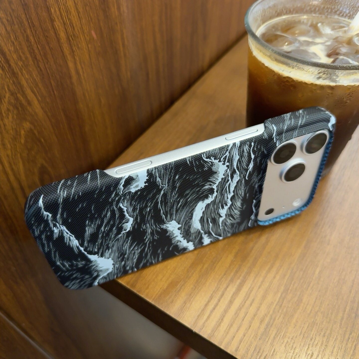 海浪纹 新款iPhone17 手机保护套/壳