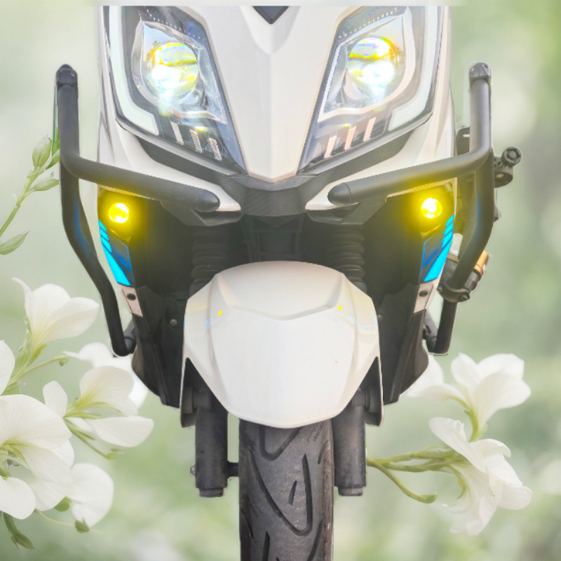 轻骑铃木UY125T-2A改装转向射灯