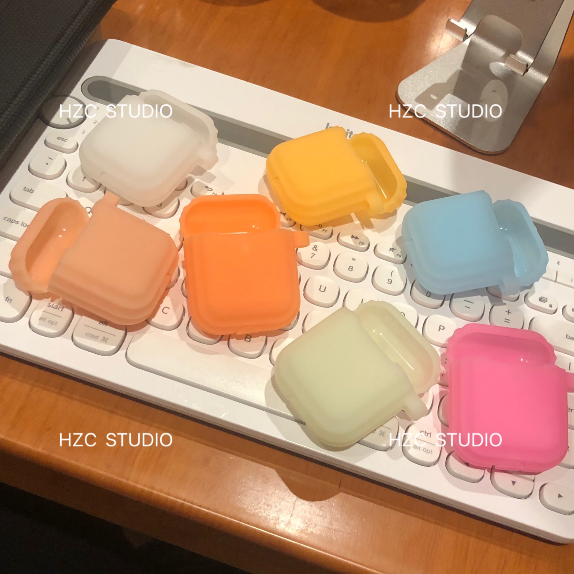 【清仓】适用于airpods2代耳机加厚夜光充电盒硅胶保护套收纳包邮
