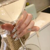 ScoLin辣妹信号裸色法式 满钻施华洛美甲超长女王尖定制穿戴甲