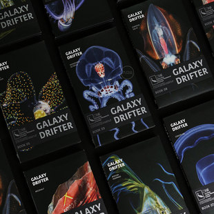GALAXYDRIFTER星際漫游者深海生物黑色內頁筆記本 億角鯨×九口山