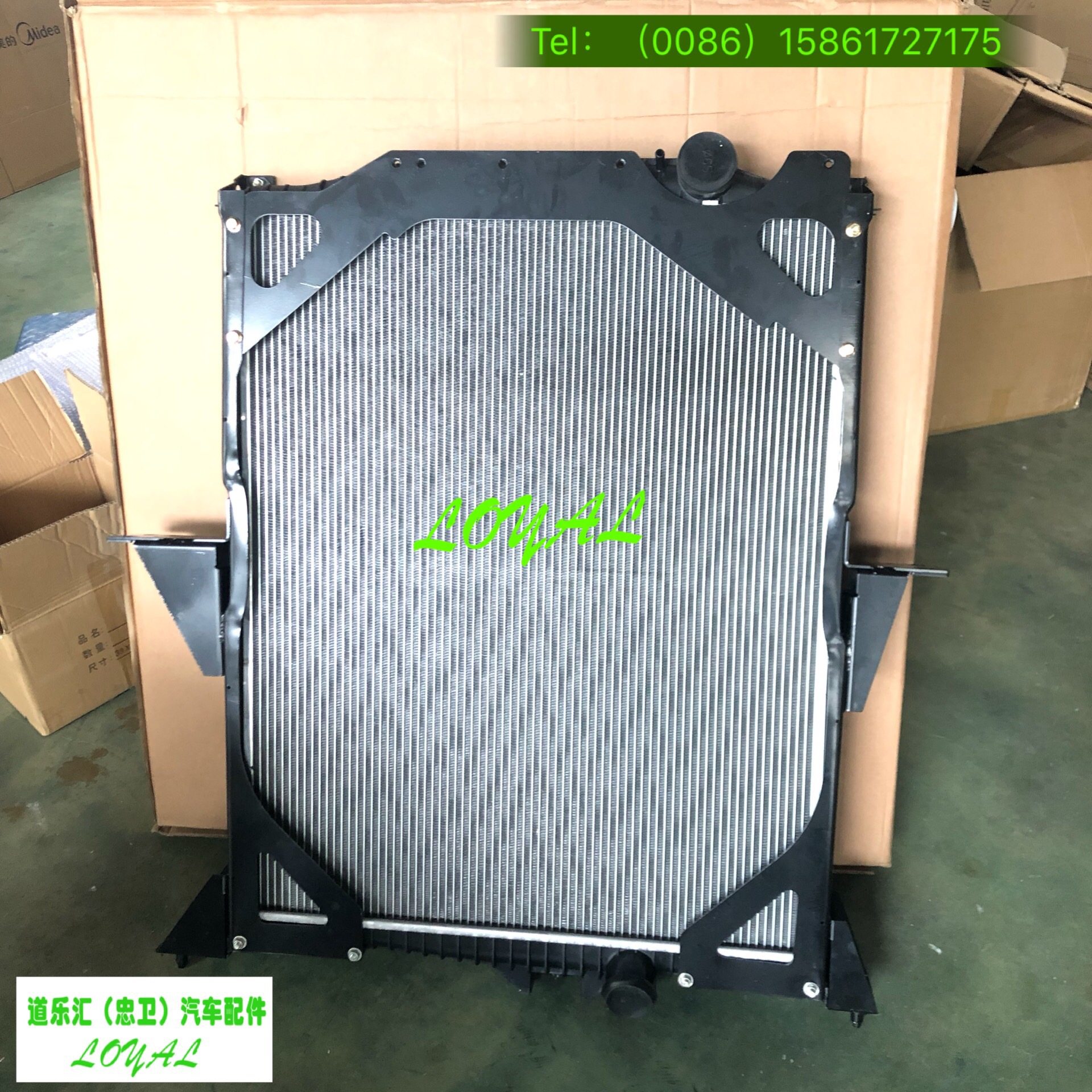 FM400沃尔沃泵车卡车水箱散热器FM440卡车水箱21384581 213285165