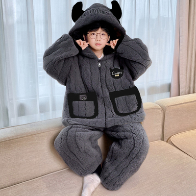 男童睡衣三层夹棉冬季加厚中大童珊瑚绒男孩家居服套装可外穿2025