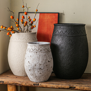 复古花壶瓶老式土陶罐镁泥花盆花器民宿侘寂风黑金刚落地装饰摆件