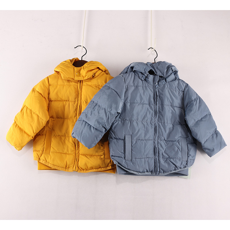 小童两色带帽轻薄保暖束口外套