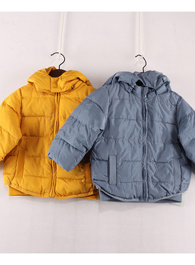 内销冬款童装     小童两色带帽轻薄保暖束口外套   96A
