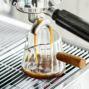 手冲咖啡小奶盅玻璃导流杯木柄大量杯蜜酱浇汁壶咖啡萃取杯带刻度