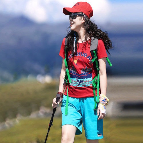 雪丘岛户外新款印花短袖女