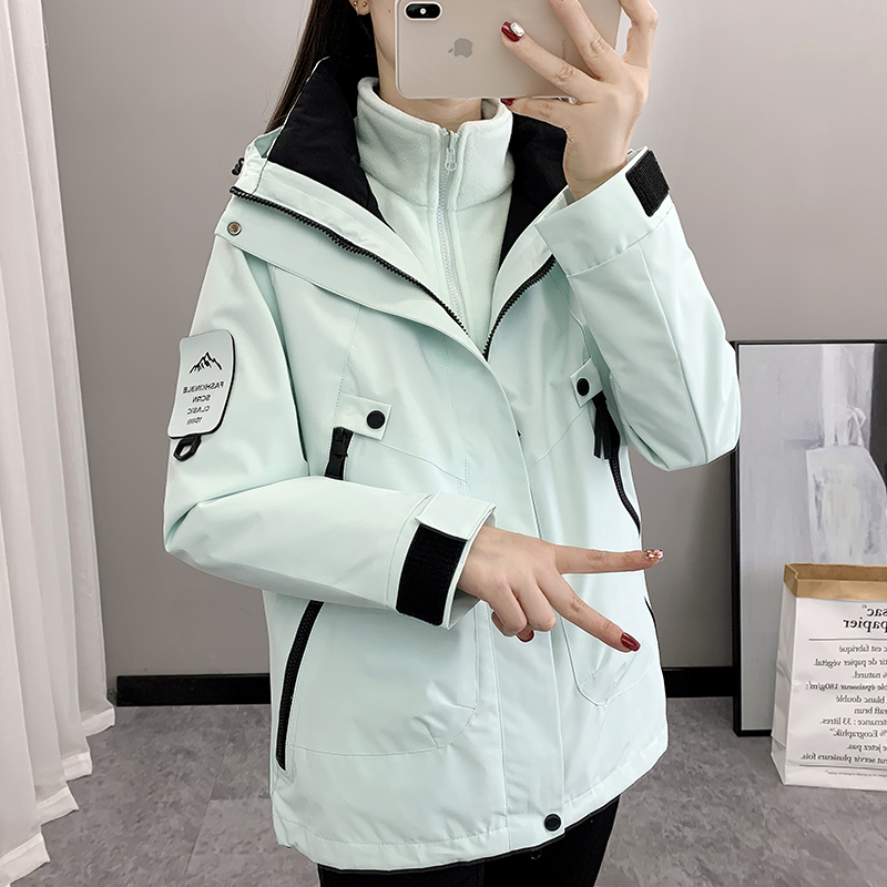 户外冲锋衣外套女款2025秋冬新款三合一潮防风防水加厚加绒登山服