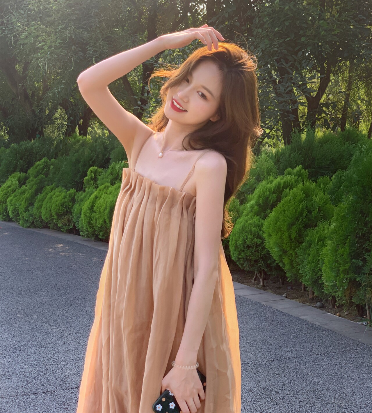 茶歇法式吊带连衣裙旅游拍照海边度假沙滩裙气质甜美风抹胸长裙子