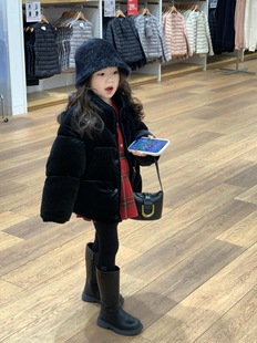 女童冬装立领丝绒羽绒棉棉服外套+红色刺绣麻花毛衣+红格毛呢短裙