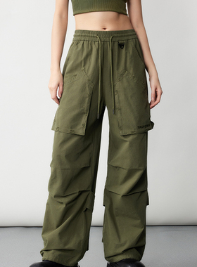 拓谷2025新款美式复古绿色叠穿褶皱设计感宽松显瘦多袋工装裤女