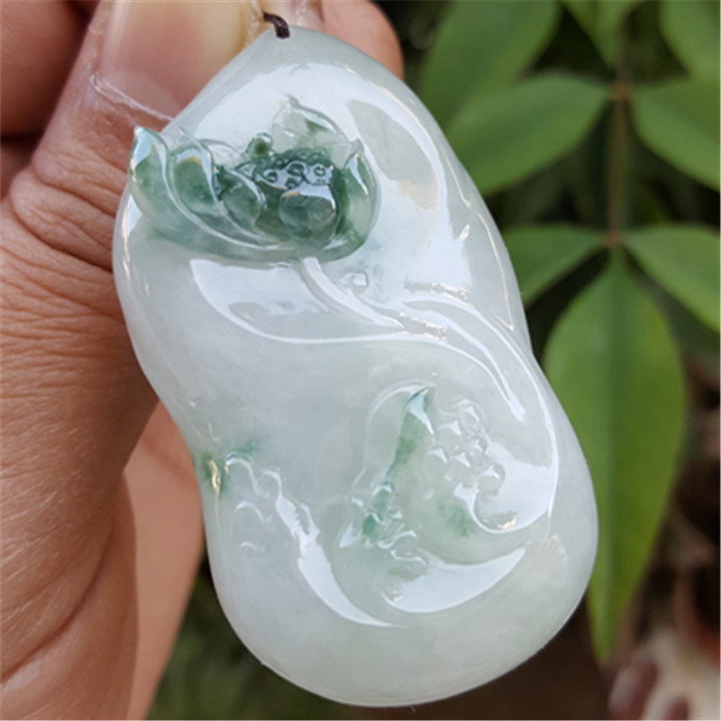 纯天然缅甸a货翡翠花生莲花如意冰种挂件男女玉坠子冰飘花吊坠