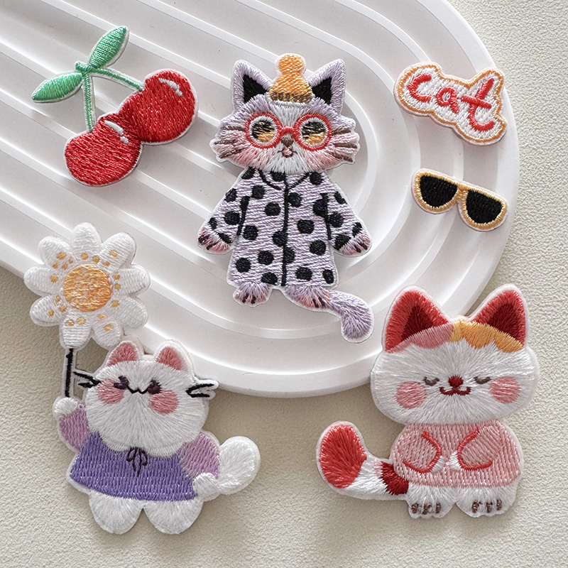 自粘免缝无痕羽绒服修补破洞装饰