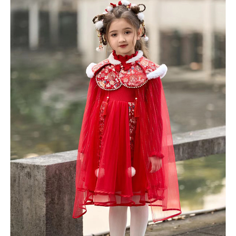 红色毛衣裙女童儿童裙子冬天冬款2024新款洋气秋冬中国风连衣裙粉