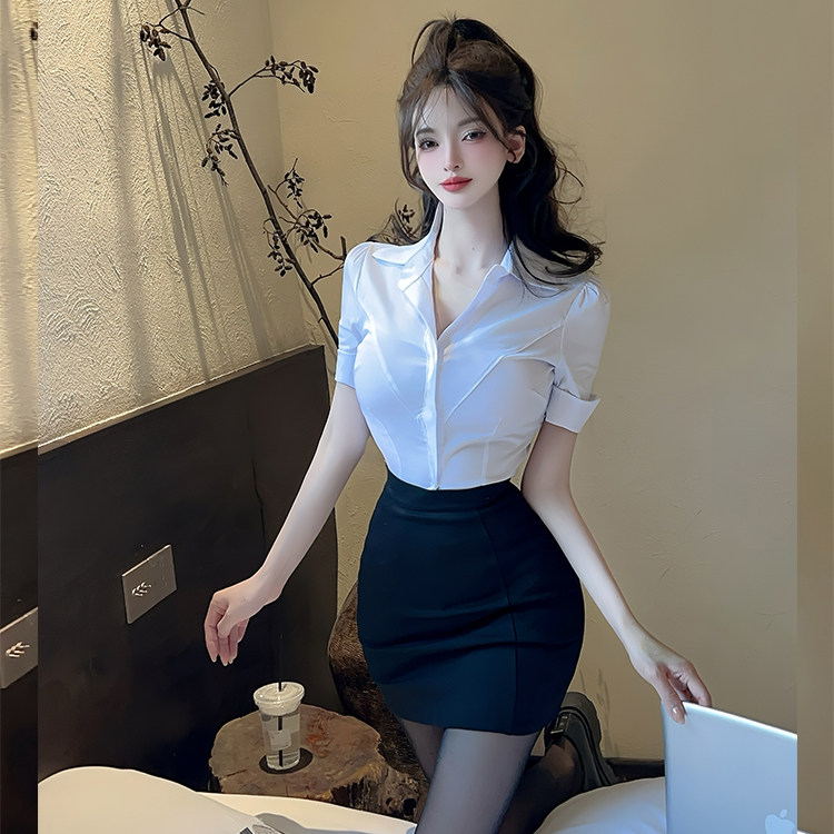 纯欲收腰2025显瘦工作服套装