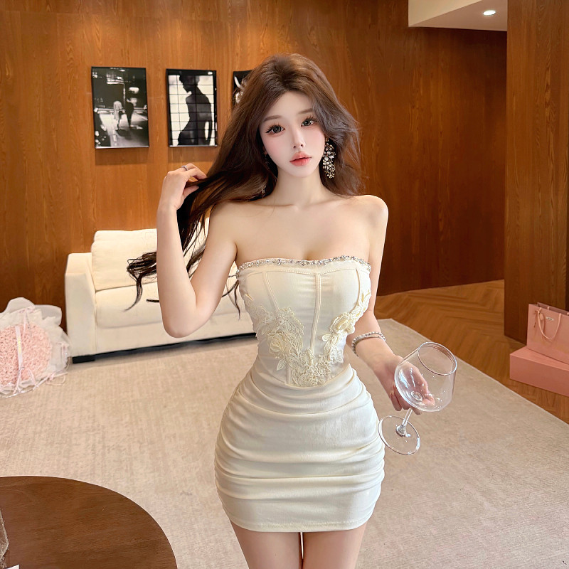 纯欲镶钻抹胸连衣裙女修身显瘦包臀裙女士生日礼服性感修身型裙子