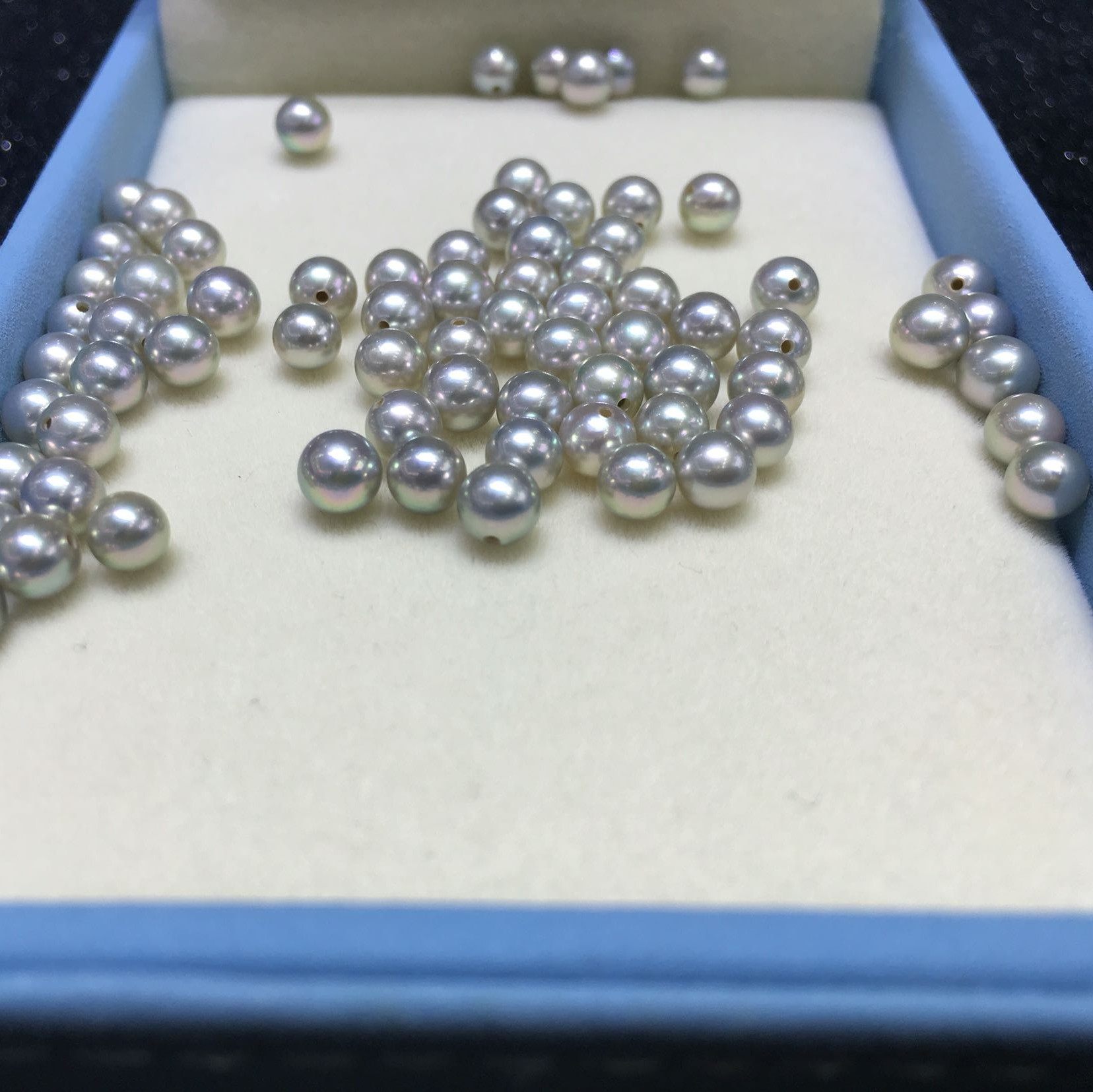 阿古屋AKOYA深灰色海水珍珠裸珠正圆强光散珠裸珠定制