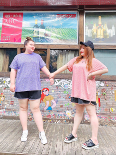 300斤短袖运动套装吸汗舒适短裤T恤hello胖妞特大码女装胖MM韩版