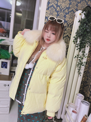 洋气狐狸毛领短款羽绒服大码女装