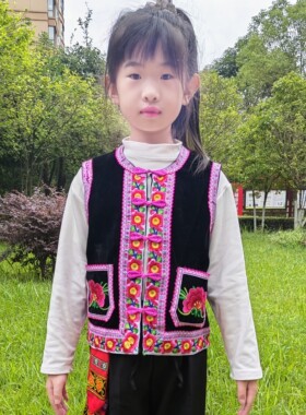 滇七彩口袋花小梅花马甲男女同款