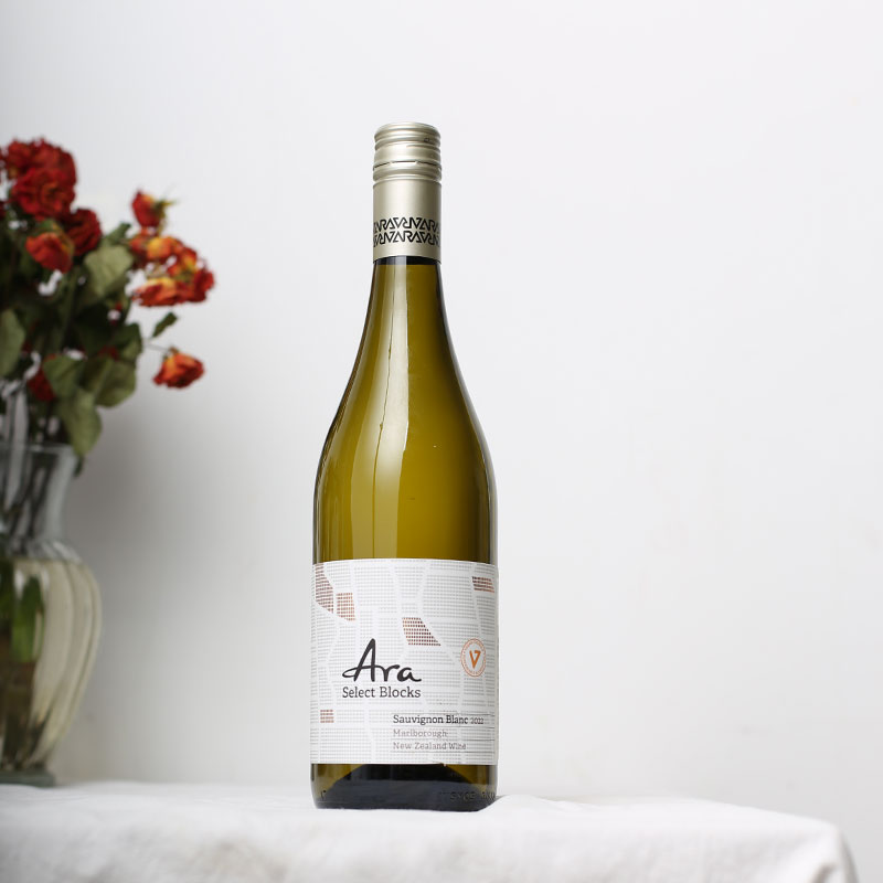 果香配餐新西兰马尔堡白葡萄酒