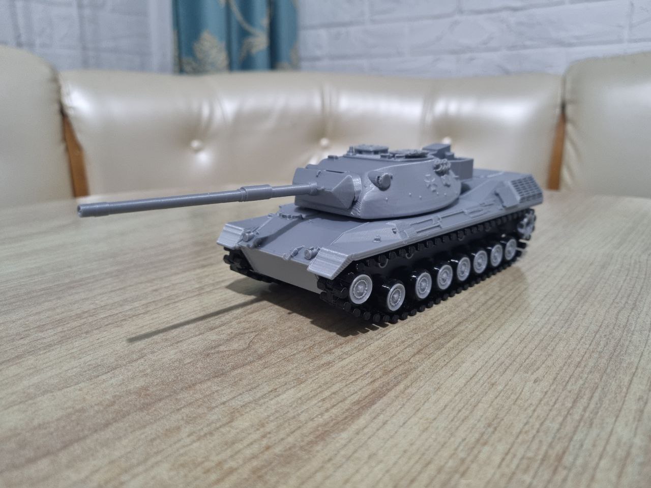 1/72 1/144 1/48 1/64 LEOPARD 1. A1 FULL READY坦克树脂模型-封面