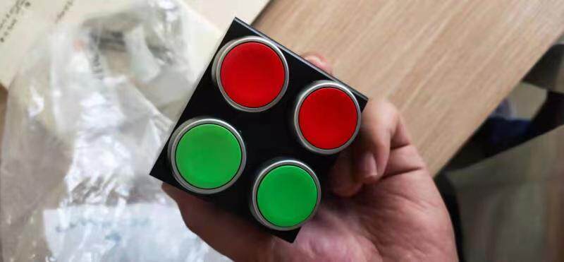 赶牛门开关利拉伐挤奶机气动开关PA按钮盒四按钮/六按钮开关