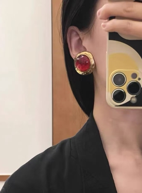 欧美Vintage复古中古耳夹红色由果冻气质轻奢高级感冷淡风耳环女