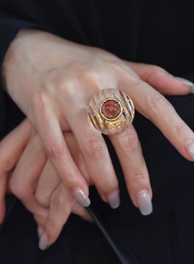 欧美复古黄铜镶嵌琉璃几何宫廷女