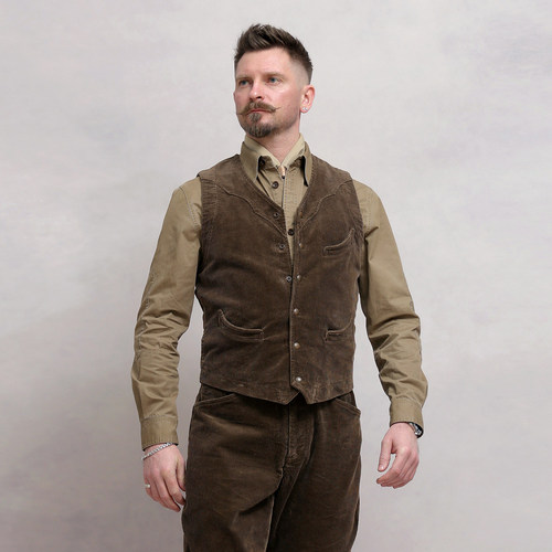 西里布美式复古灯芯绒马甲