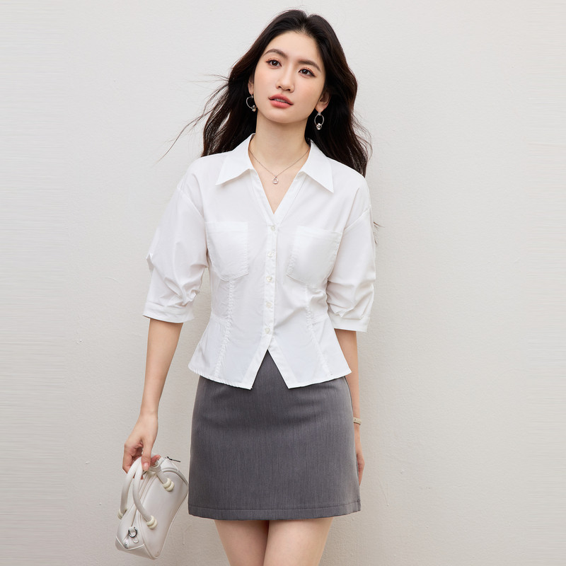白色收腰衬衫女2026年夏装新款高级通勤职业感减龄法式泡泡袖上衣
