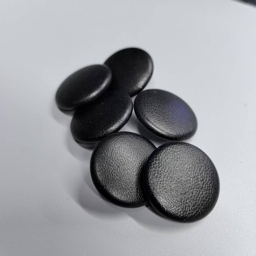 黑色皮扣子皮大衣扣子