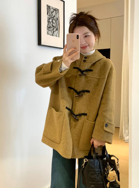 深卡其小个子牛角扣呢子大衣女